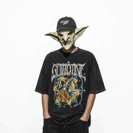 T-shirt Helmet porté, collab Guillotine x Mantra