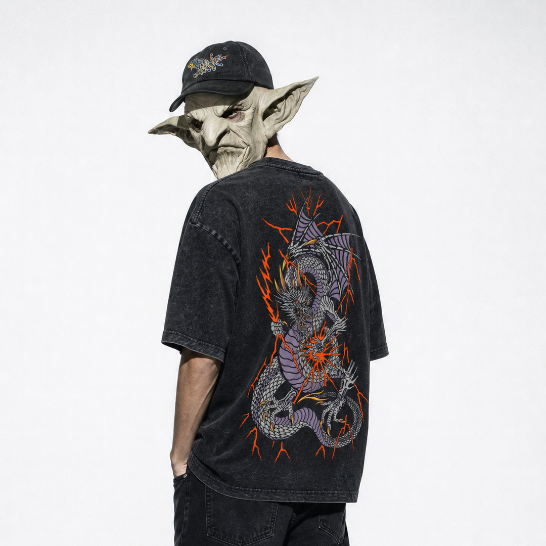 T-shirt Elder Dragon porté, collab Guillotine x Electric Mordor
