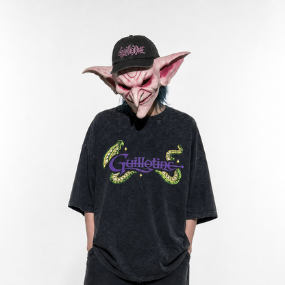 T-shirt Wizard & Dragon porté, collab Guillotine x Cavernus