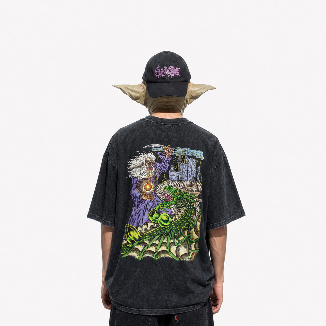 T-shirt Wizard & Dragon porté, collab Guillotine x Cavernus