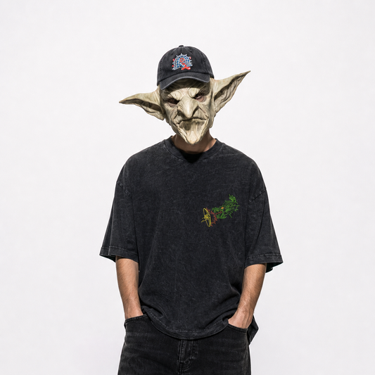 T-shirt Guillotine logo poche Dragon’s Flame porté