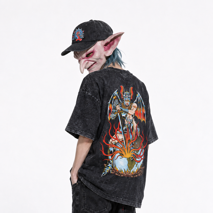 T-shirt World Breaker porté, collab Guillotine x Sandy Rezalmi